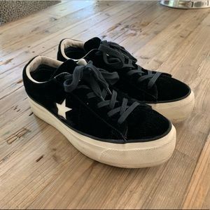 Black Velvet Converse All Star Tennis Shoes